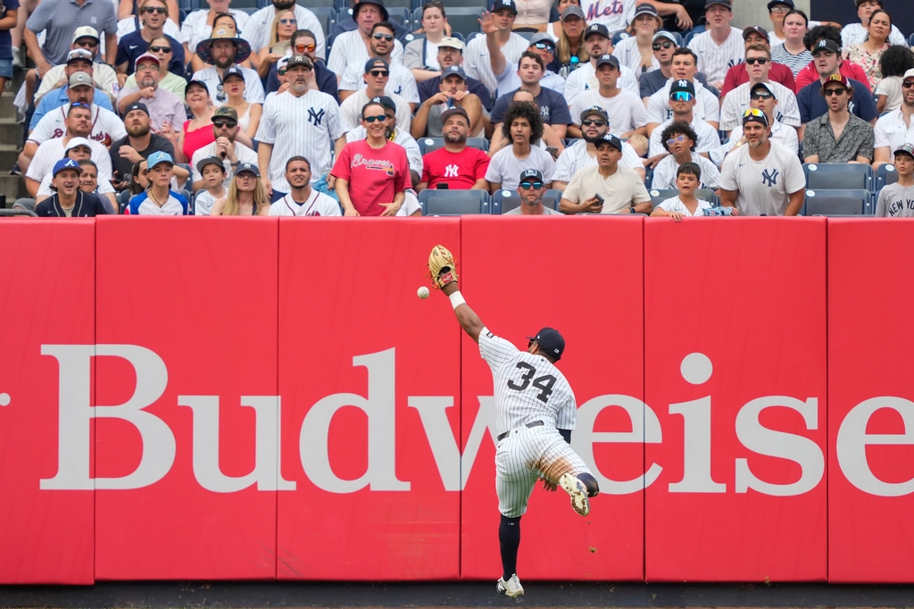 MLB(影)/前巨人明星外野手轉戰洋基水土不服?至今只敲出2支安打而已
