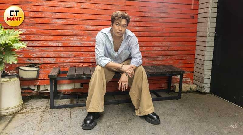 八點檔的拍攝環境雖然高壓，但蕭景鴻挺了過來。（圖／黃耀徵攝）