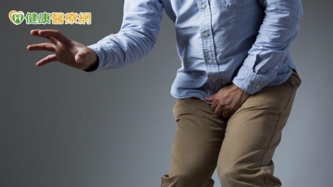 57歲企業主頻尿、解尿卡 醫提醒:攝護腺肥大恐拖累膀胱又傷腎