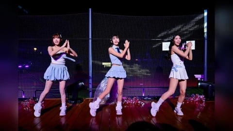 中職/統一獅女孩日「外野三狗」壓軸獻唱!YUKI大秀美腿展優雅性感獨挑大樑