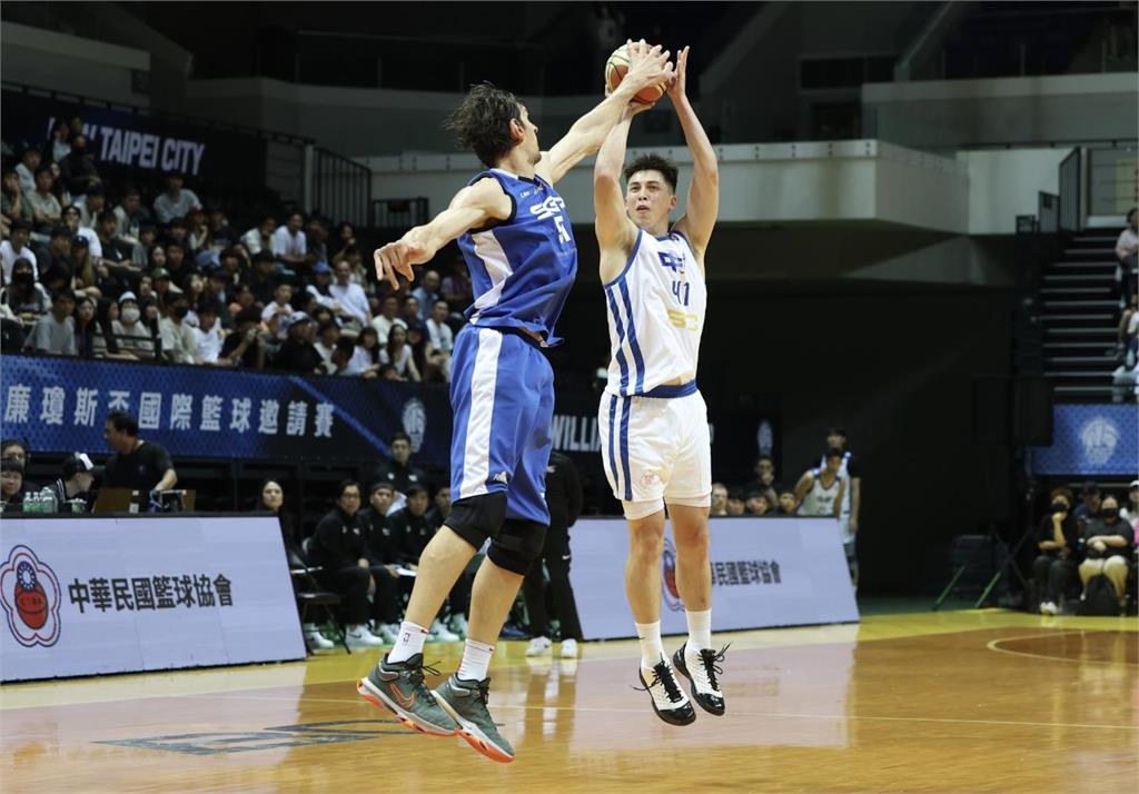 瓊斯盃/高國豪連3場破20分率台灣白逆轉約旦奪勝!台灣藍主力缺陣不敵菲律賓吞敗