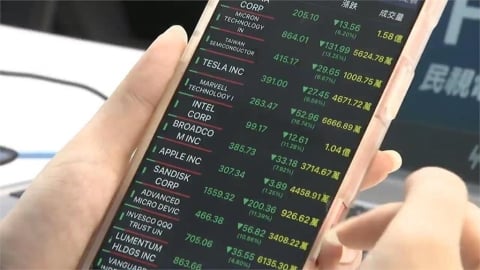 她買14張0050慘套山頂!每天看「6位數虧損」崩潰想賣 內行急勸這1神操作