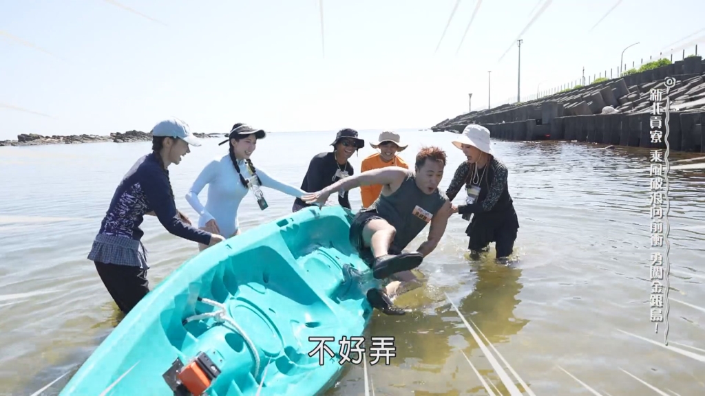 余祥銓海上翻船！3度落水「船壓住全身」慘滅頂 驚險畫面曝光