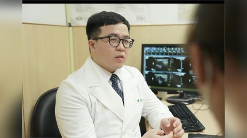 乳癌年輕化「20多歲就確診」 她摸到硬塊不放心腫瘤已2cm