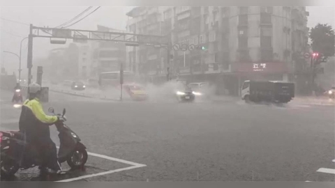 慎防強降雨！10縣市雨彈開炸　豪雨猛轟2地