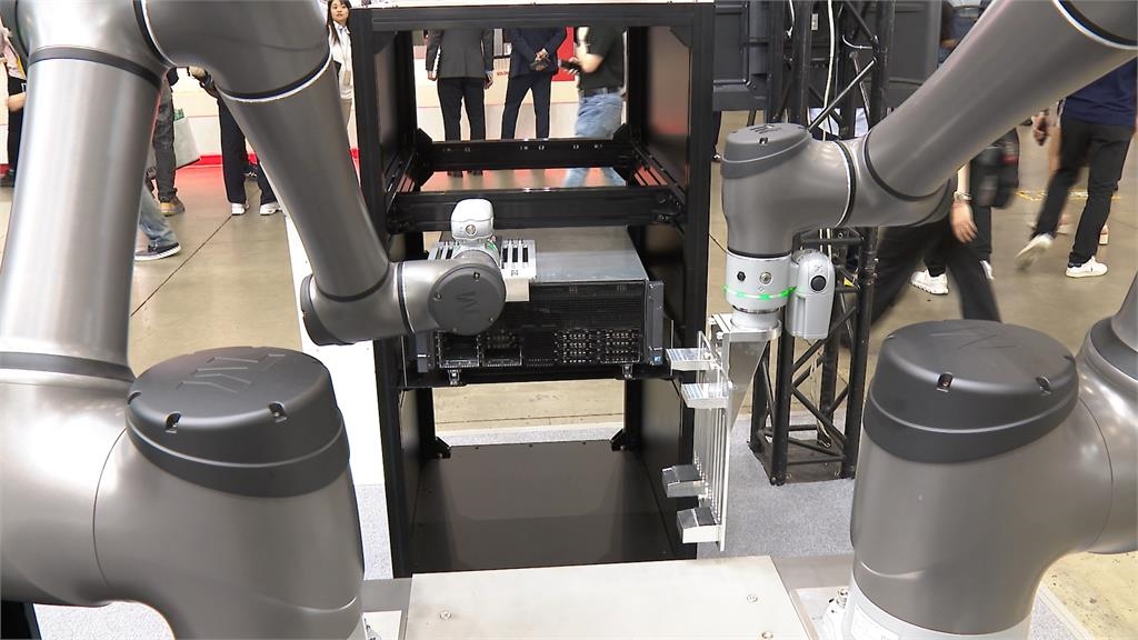 自動化工業展登場! 達明機器人能搬晶圓、所羅門推AI視覺