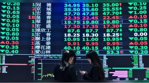 台股「滿山滿谷的綠」不用怕? 分析師曝1訊號:這種才要拔腿跑