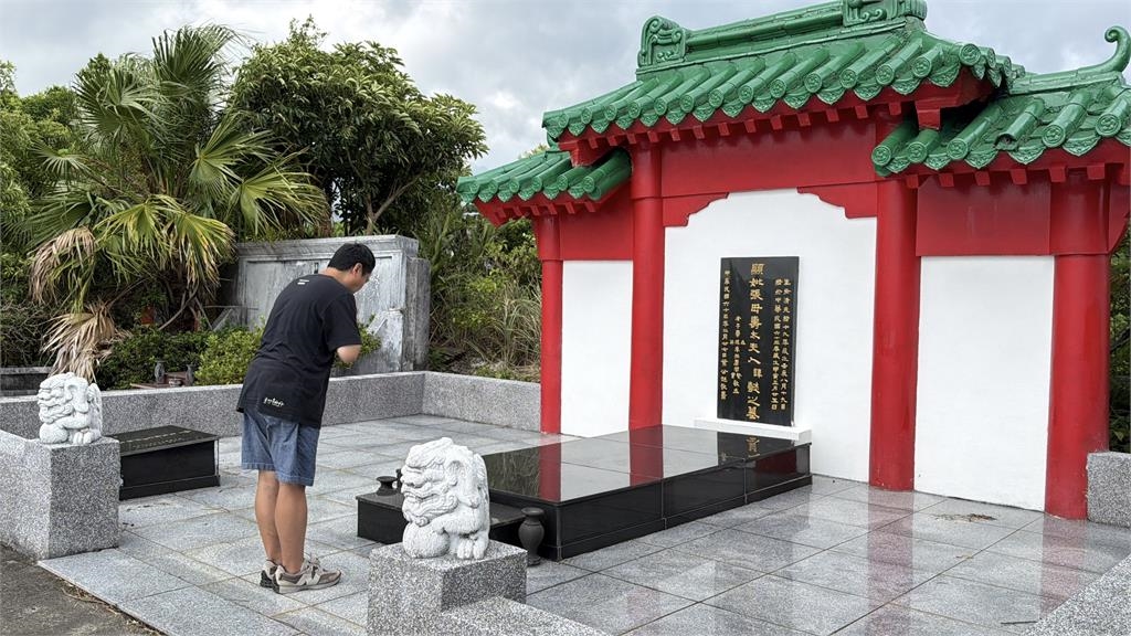 草爺斥資百萬創YouTuber「看你老墓」司徒建銘不畏禁忌,以孝道精神掃墓追思