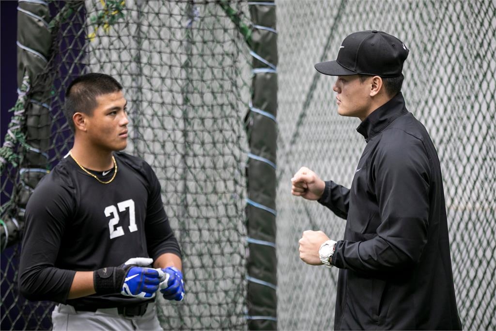 MLB(影)/官網讚台灣棒球成長的縮影!李灝宇創紀錄獲專文揭「與張育成五年之約」