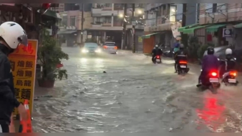 比颱風天更像颱風！　雨彈轟炸南投市區「積水達30公分」