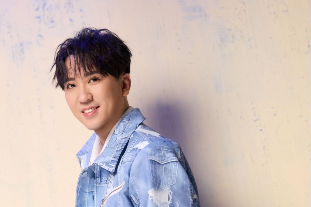 台語男星遭「神秘力量」鎖喉！驚曝錄音卡關想撞牆 他急「做一招」化解怪事