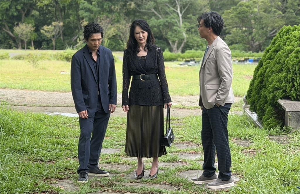 《豆腐媽媽》3.85收視衝高！李之勤揭秘認親戲「淚崩」讚黃尚禾專業