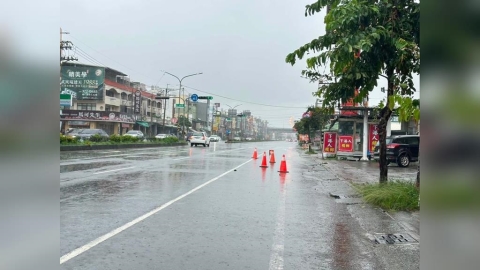 高雄連3日明顯降雨!時雨量一度達81毫米 市府:積水路段退水中
