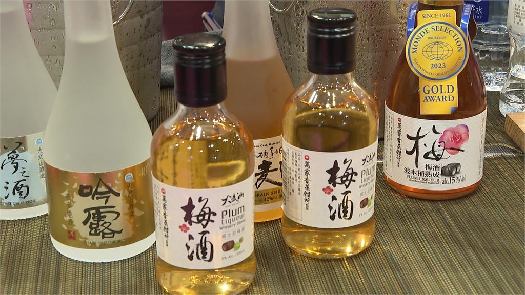 萬家香請樂天女孩造勢 老牌醬油廠酒展推新品