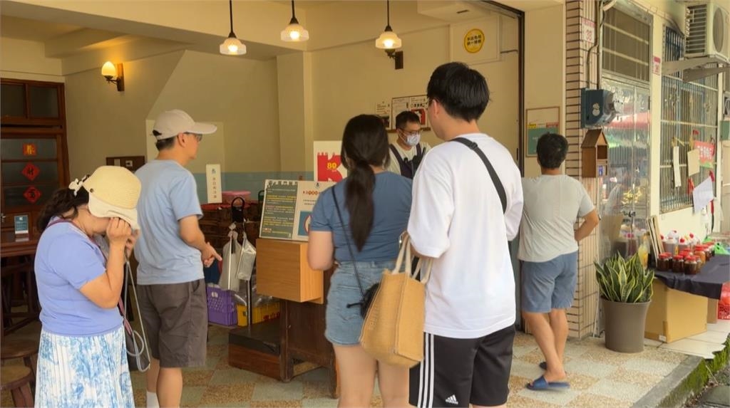 桃園角板山商圈必喝在地特色 走過廿年「水蜜桃冰沙」沁涼消暑