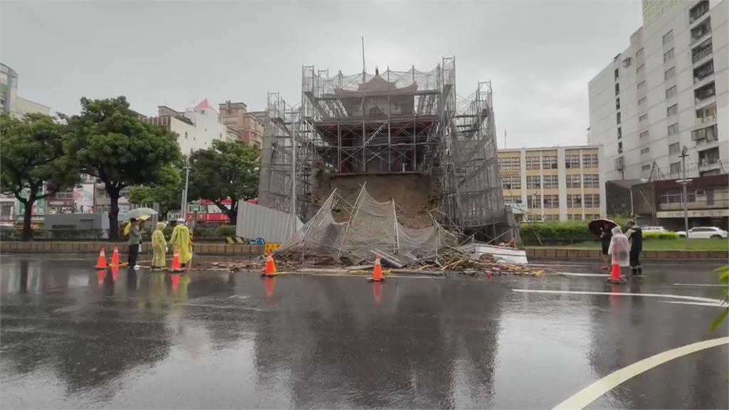 豪雨炸台南!國定古蹟「東門城」崩塌 拚補強防二次傷害