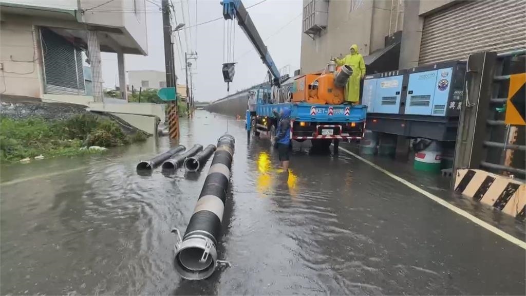 惡夢還沒醒　南台灣暴雨狂灌　屏東塭豐村反覆淹好幾天