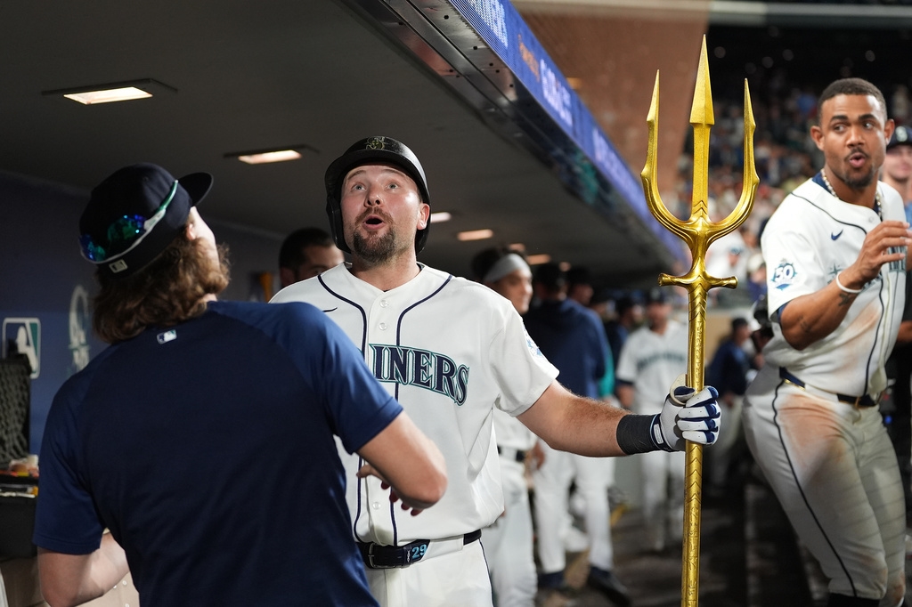 MLB(影)/勞雷全壘打帽子戲法寫下多項新里程碑!水手主場地主球員第一人