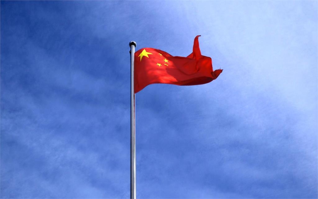 中國「買通台灣人才」滲透晶片供應鏈!法媒揭暗黑手法:給3倍高薪還幫付律師費