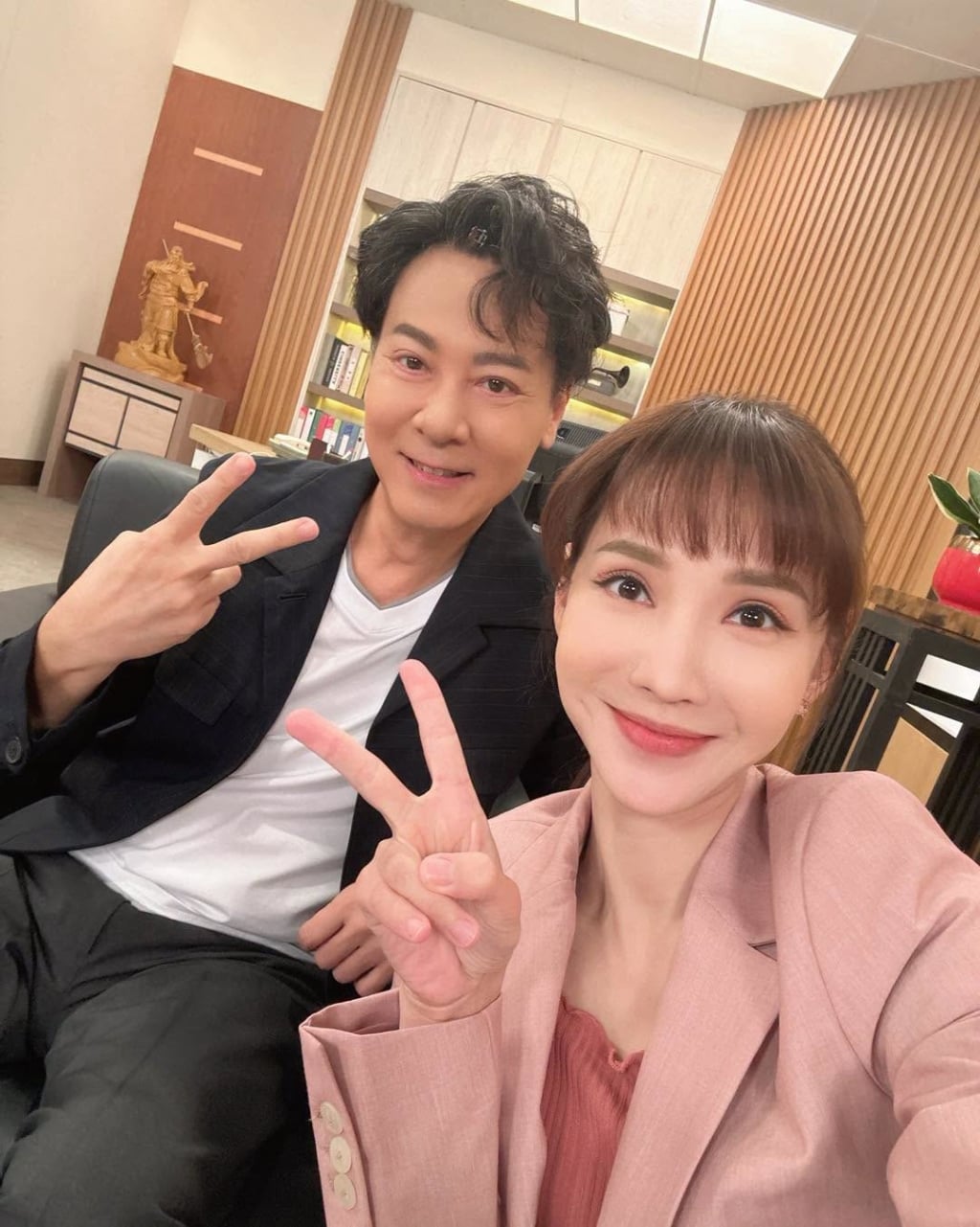 徐千京《豆腐媽媽》換上「火辣戰袍」使美人計！尹昭德笑虧：她根本在演自己