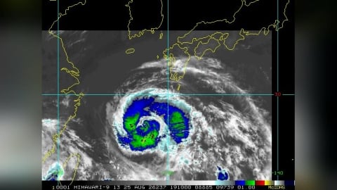颱風假泡湯？「沙德爾」最新路徑又變了　專家曝對台影響