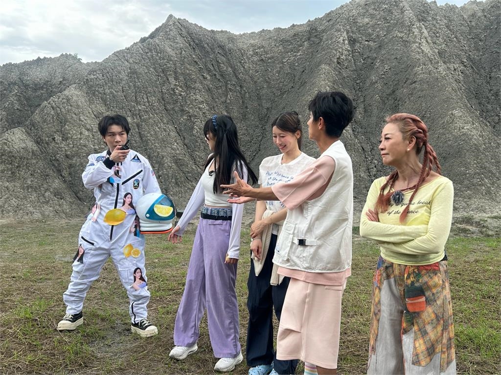 《綜藝新時代》大來賓派翠克與檸檬頻頻撇清關係!阿翔笑說今天錄影時可以好好感受一下