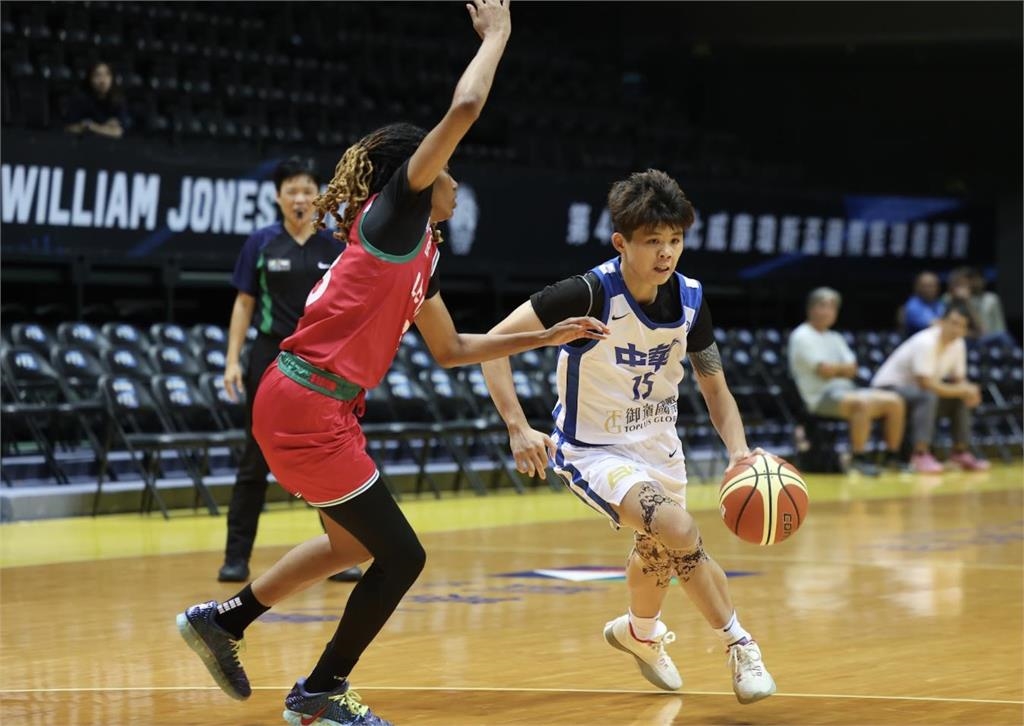 瓊斯盃/女子組開打台灣藍對戰強敵韓國氣勢如虹!日籍教練前田顯藏收執教首勝