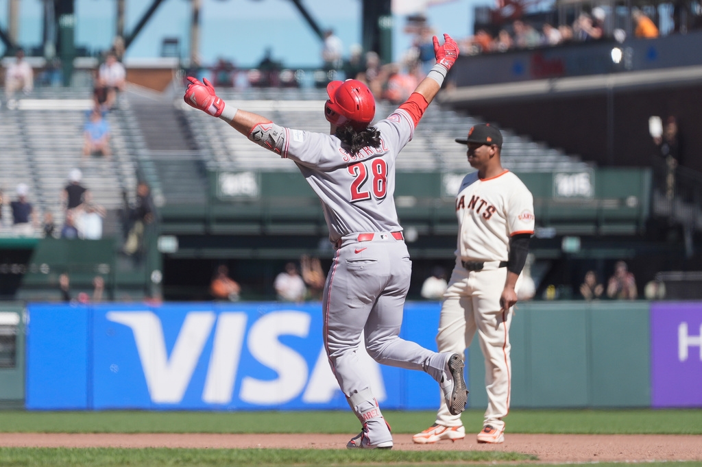 MLB(影)/紅人上演不可思議大逆轉!9局上11人次猛攻灌7分擊敗巨人