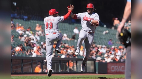 MLB(影)/紅人上演不可思議大逆轉!9局上11人次猛攻灌7分擊敗巨人