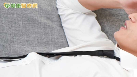 外宿失眠？研究揭「首夜效應」恐讓睡眠時間變短　專家揭原因與解方