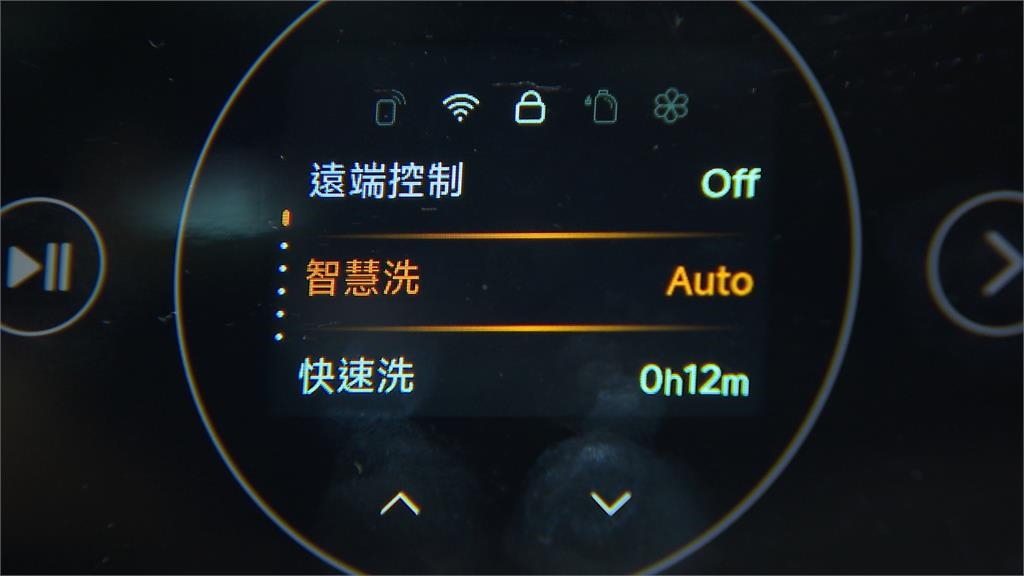 手機品牌推大電量旗艦機. 邀動力火車站台 主打可下水拍攝兼防摔