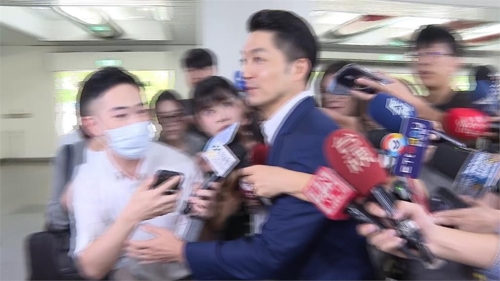 被點破「遮陽傘+照明」要價近千萬　蔣萬安扯高雄前鎮漁港