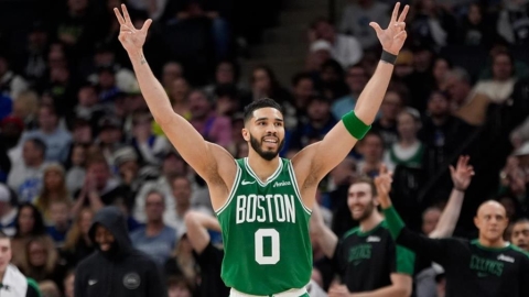 NBA(影)／糗！塔圖姆罰球連10次打鐵、1分鐘只進1球　網崩潰：告訴我這是AI