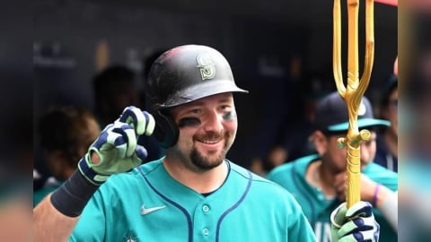 MLB(影)／去年60轟本季變成一割男！勞雷8月重拾怪力趕進度 單月打擊狂飆
