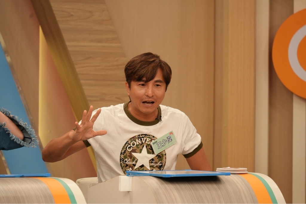 (影)/王少偉莫名其妙一直打嗝 退團後症狀才改善?