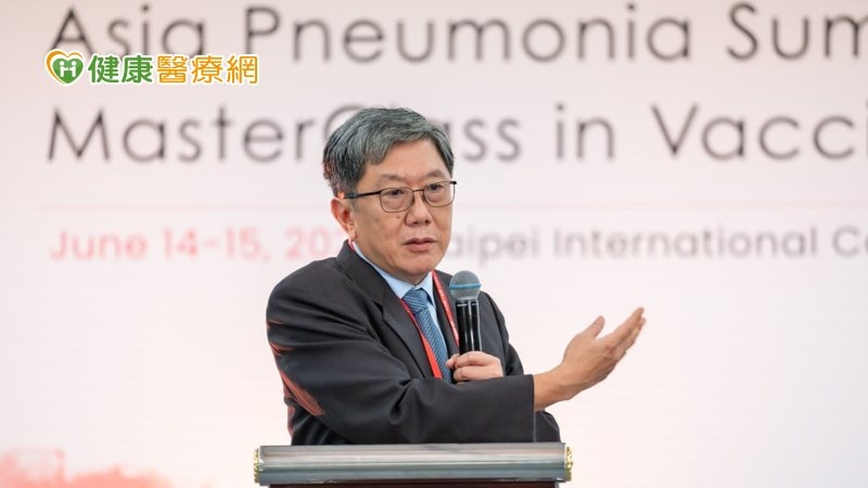 A、B流交替、新冠升溫！開學慎防校園群聚　醫籲兒童及早接種流感疫苗