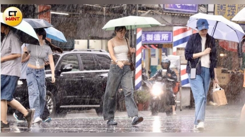7縣市大雨特報！低壓帶和西南風雙重影響　專家示警：慎防強對流致災雨