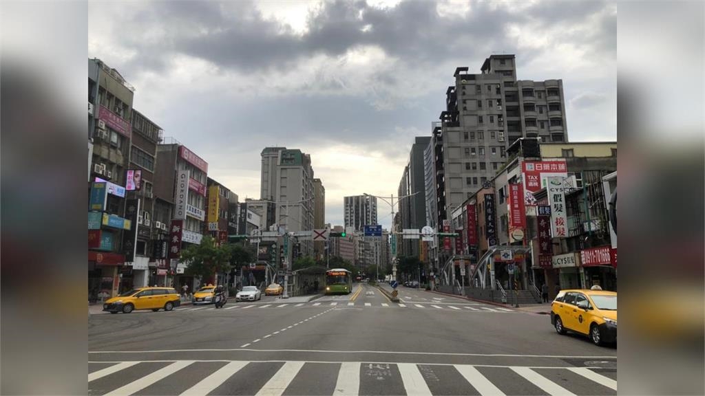 資金狂潮獨寵科技業！謝金河分析「這時間內」難以回流房市：目前沒有投資機會