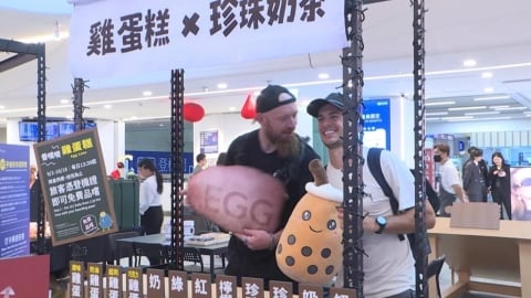 桃機變迷你夜市! 二航廈出現復古彈珠檯、美食攤車超吸睛