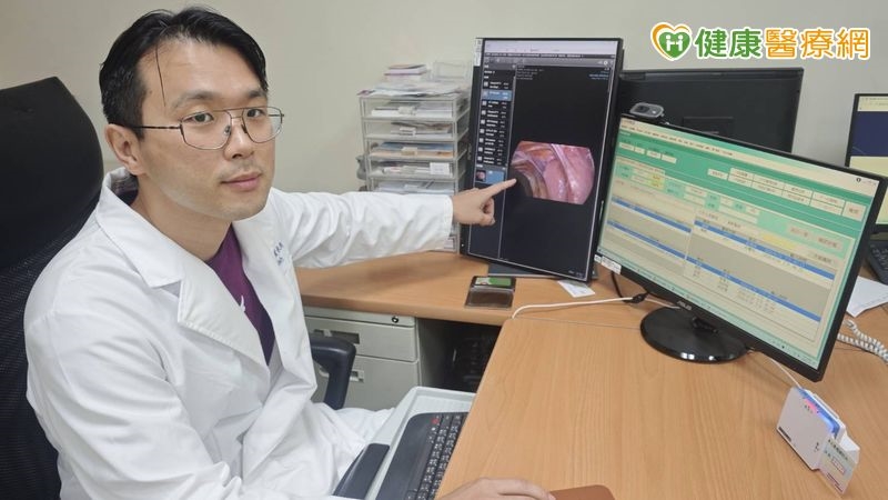 88歲嬤突右上腹劇痛!檢查揪「總膽管結石」阻塞 醫示警3大症狀