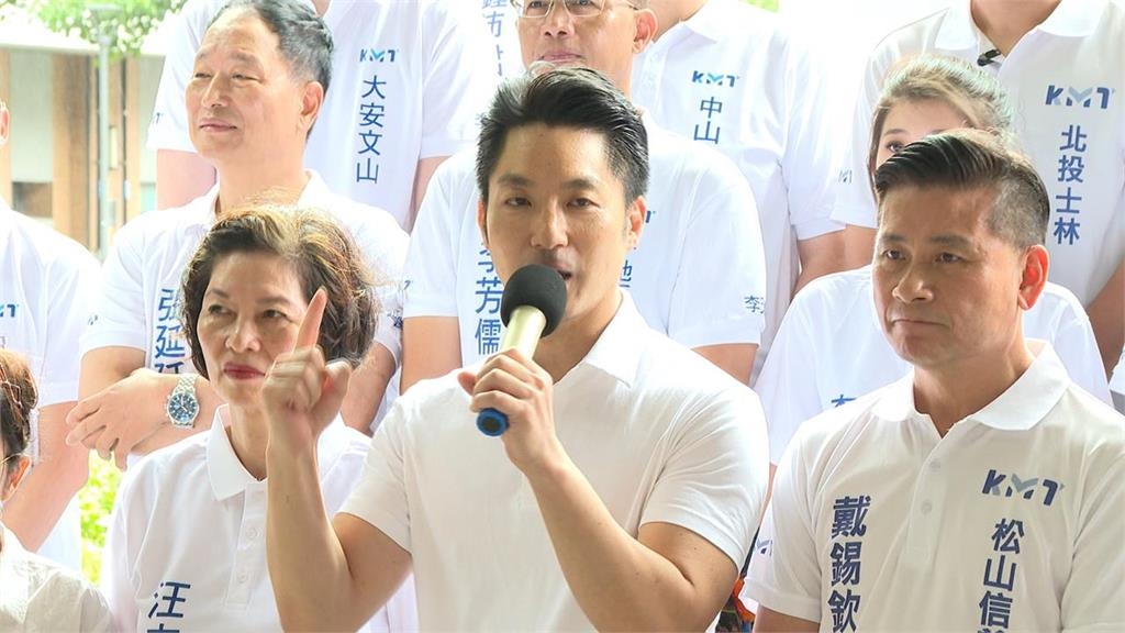 金馬男星逼問蔣萬安「不怕姓蔣？」二度嗆退選喊「蔣家正式退出台灣」