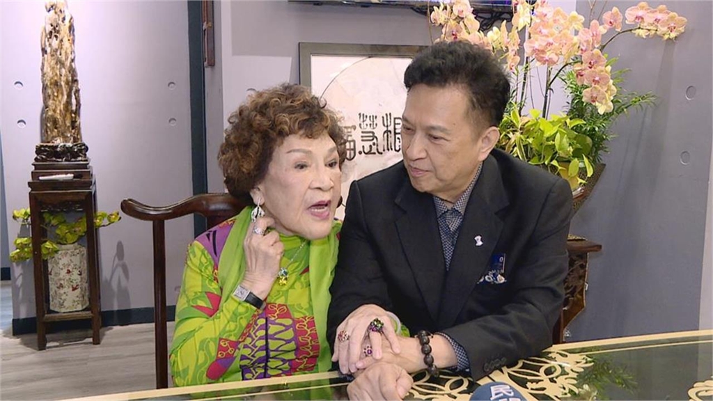 90歲周遊催鳥來嬤找老伴!遭嗆「都是渣男」羞揭60年前裸戲內幕