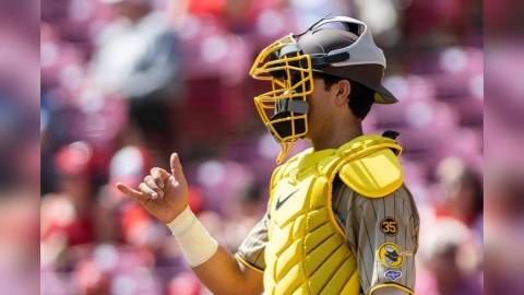 MLB(影)/教士頂級新秀大聯盟首亮相!繼名人堂鐵捕I-Rod後最年輕菜鳥捕手
