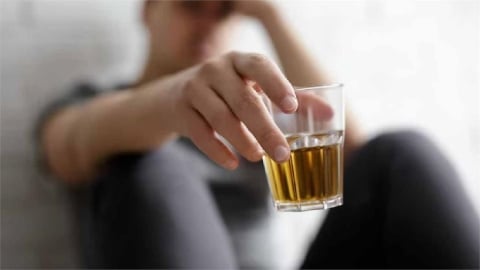 酒後情緒失控!29歲女縱火燒毀900萬遊艇 認罪賠錢換緩刑