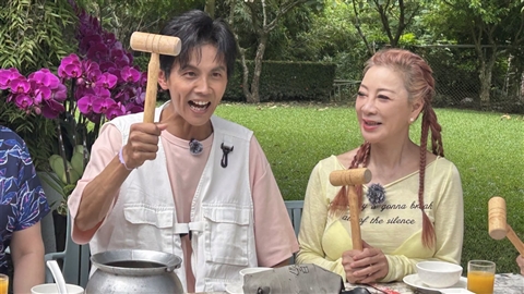 楊繡惠一巴掌狠煽阿翔!他不忍了「突襲反擊」 失控現場曝光
