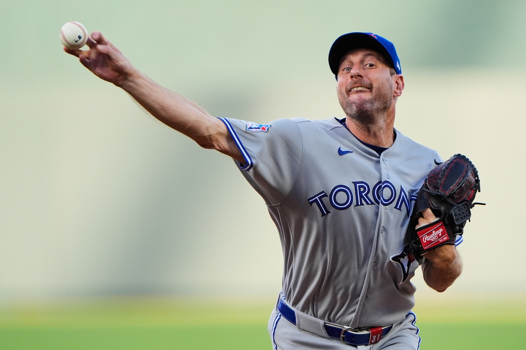 MLB(影)/42歲薛澤不求完美撐住戰局!用「剛剛好」替藍鳥守住季後賽希望