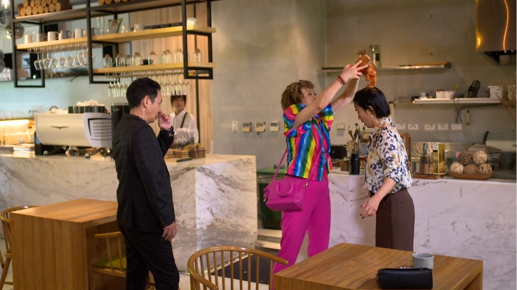 姚黛瑋《豆腐媽媽》開戰小三！陳仙梅慘遭「整罐泡菜」從頭淋下