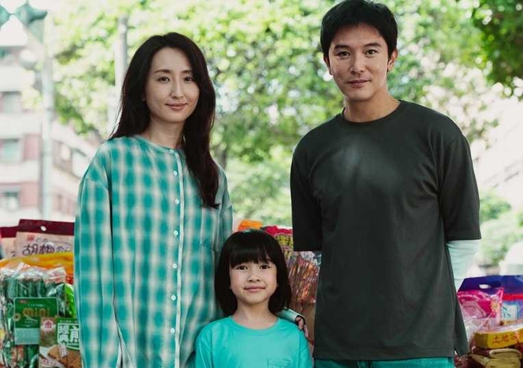 邱澤與柯佳嬿相隔11年三度合作心理驚悚類型電影《洞穴》。(圖/華納兄弟提供)