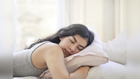 睡不飽害人肥!內臟脂肪增11% 醫:周未補眠也救不回