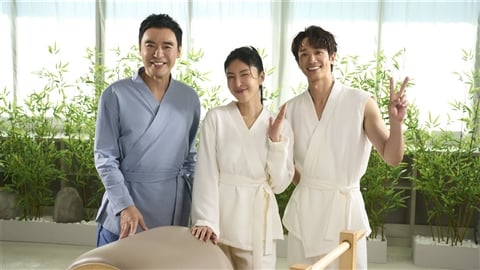 73歲「瀟灑哥」鍾鎮濤同框楊謹華!她讚狀態超好 親曝相識10年「驚人關係」